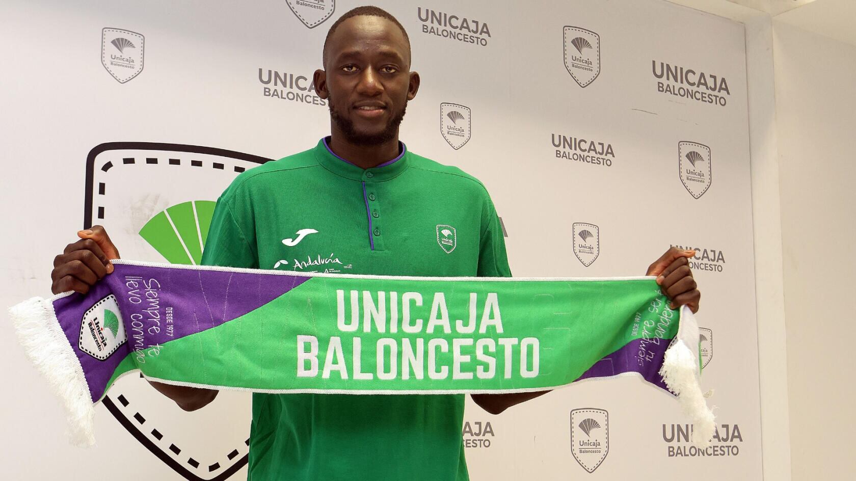 Presentación de Ilimane Diop con el Unicaja