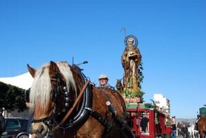 Imagen de San Antón, en la procesión