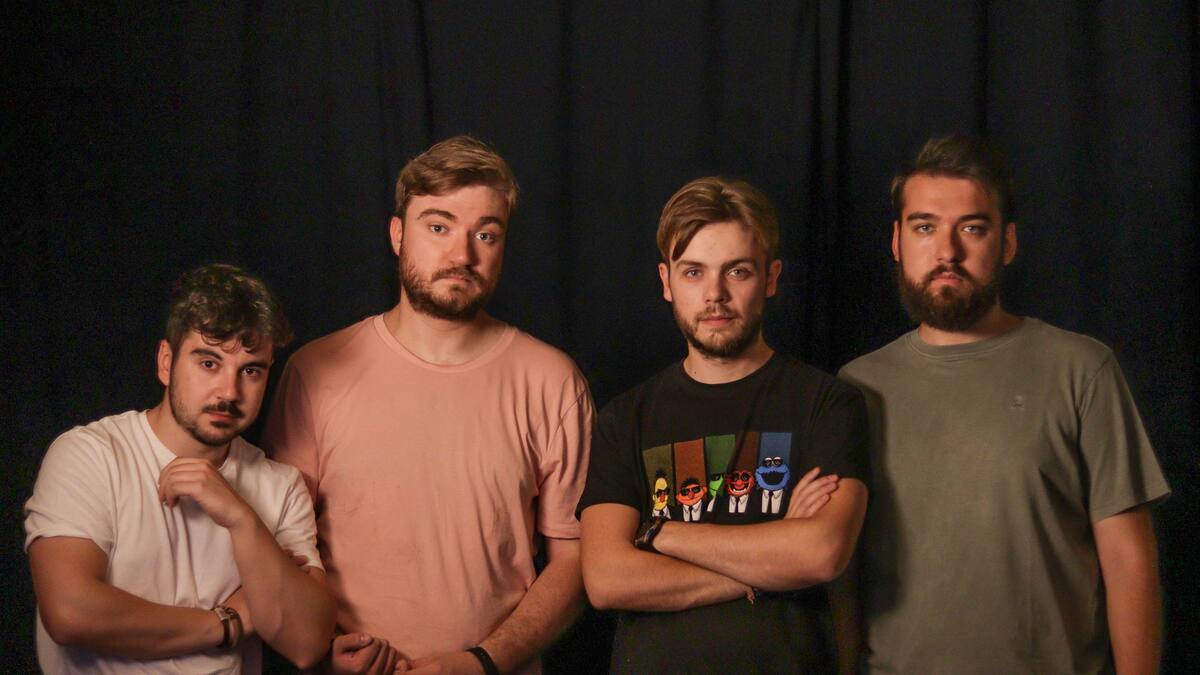 Nuevo disco y futuro incierto para el grupo conquense Los Acordes Rotos