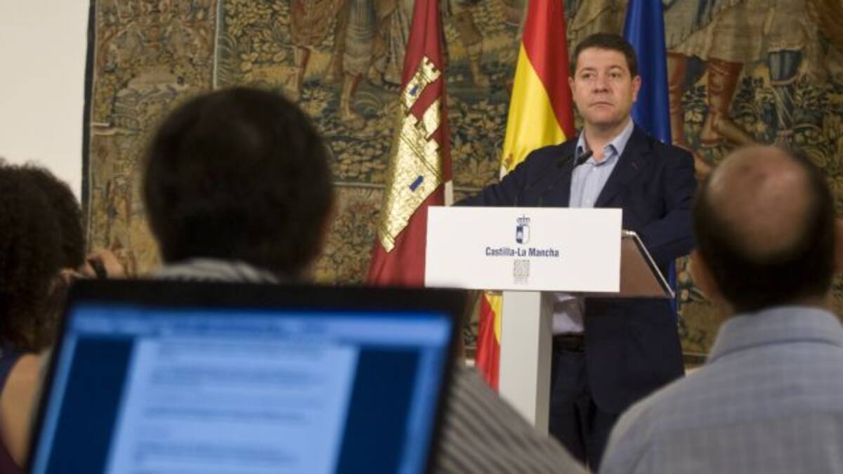 Cesados los consejeros de Cospedal y nombrados los de García Page