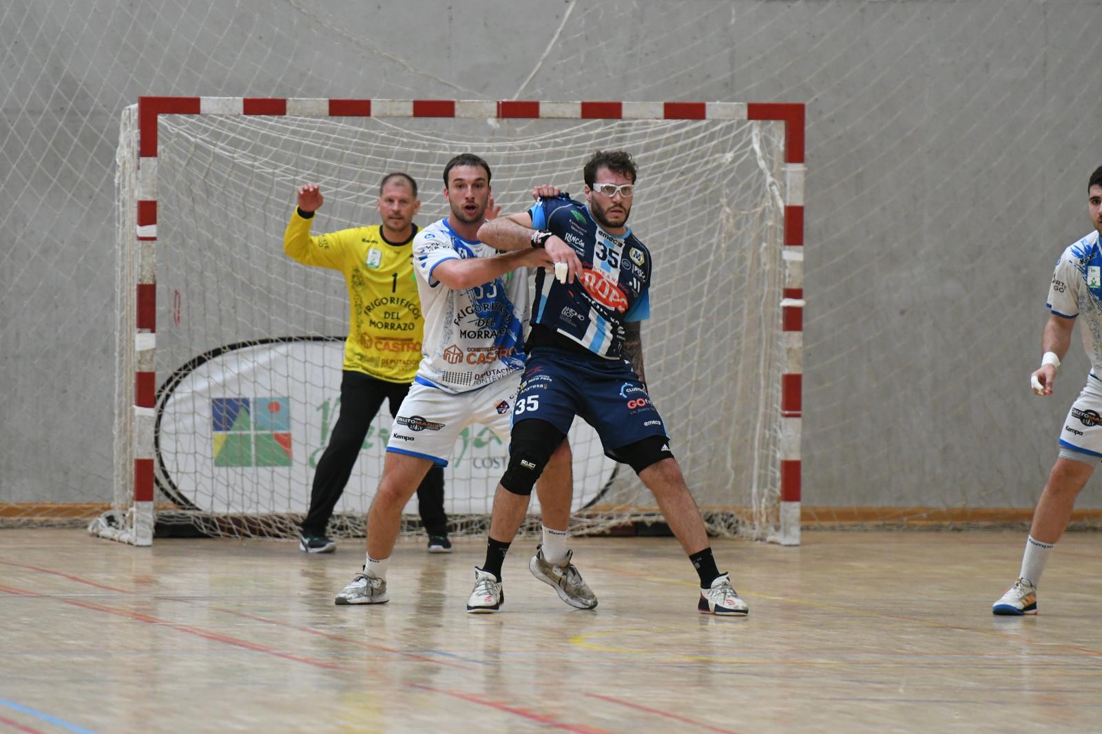 El Trops Málaga perdió ante el Cangas Frigoríficos Morrazo en la ida de la promoción a la Liga Asobal