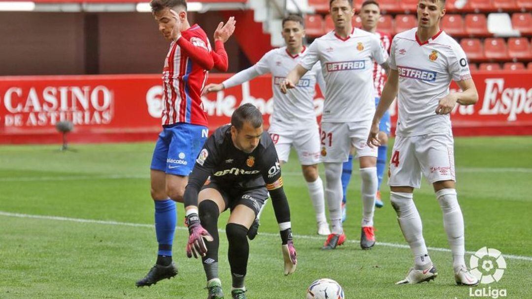 Enuentro entre Sporting de Gijón y RCD Mallorca.