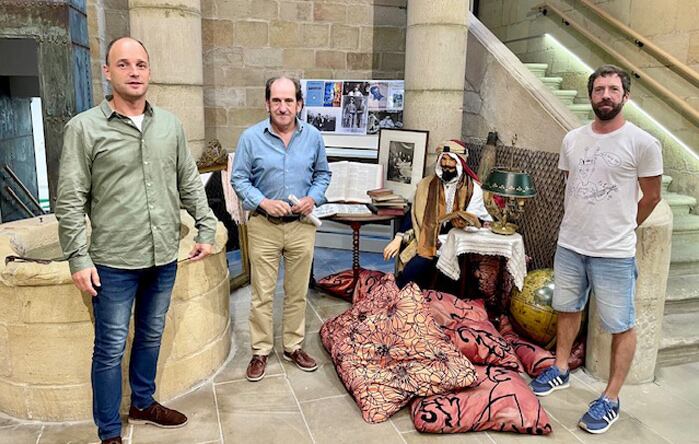 Presentación de las iniciativas de cara al otoño en la biblioteca municipal de Hondarribia