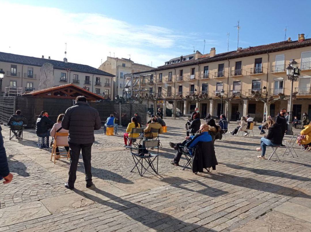Los hsoteleros han protagonizado varias movilizaciones, algunas de ellas escenificadas ante el Ayuntamiento de Palencia, en la Plaza Mayor