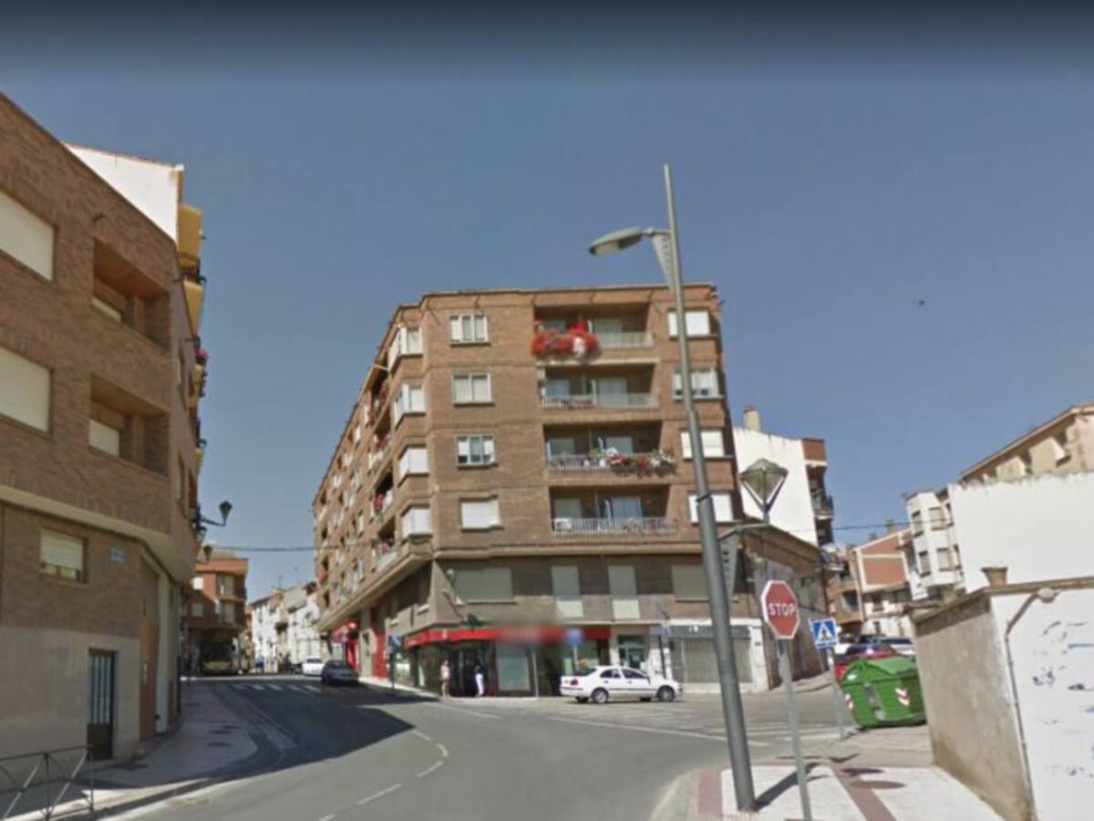 Investigan la muerte de una bebé de nueve meses al caer de un tercer piso