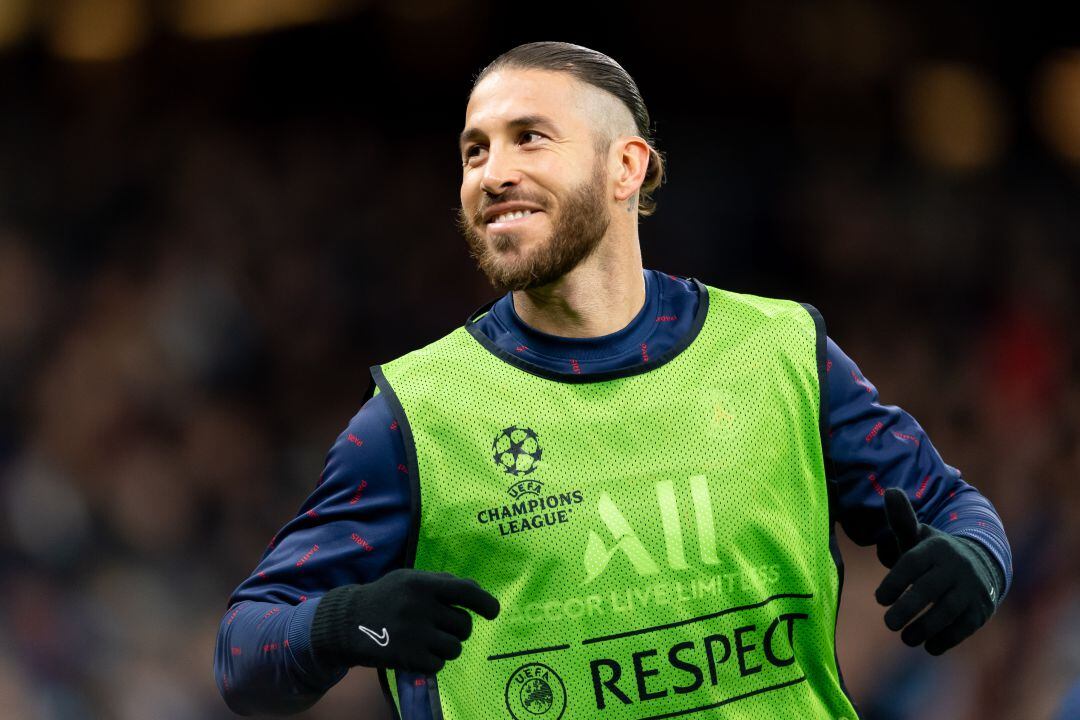 Sergio Ramos durante un calentamiento con el PSG