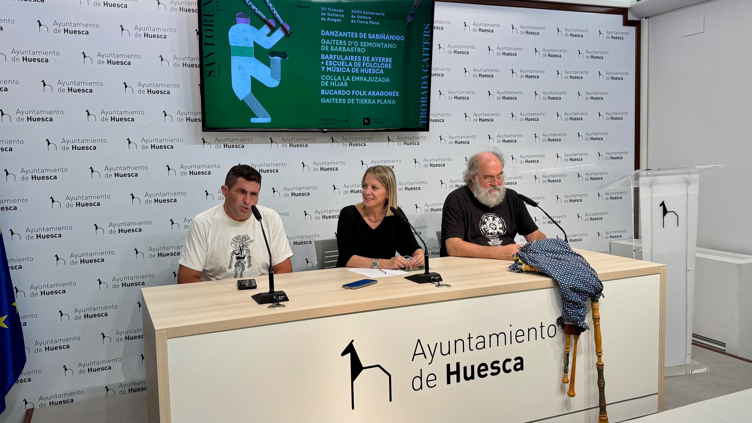 Alicio García, Nuria Mur y Moncho Almazán, en la presentación de la Trobada de Gaiters