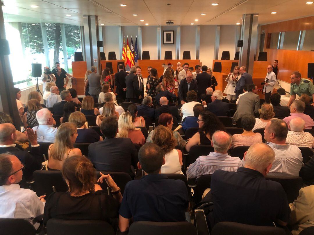 Más de 400 personas han acudido al pleno