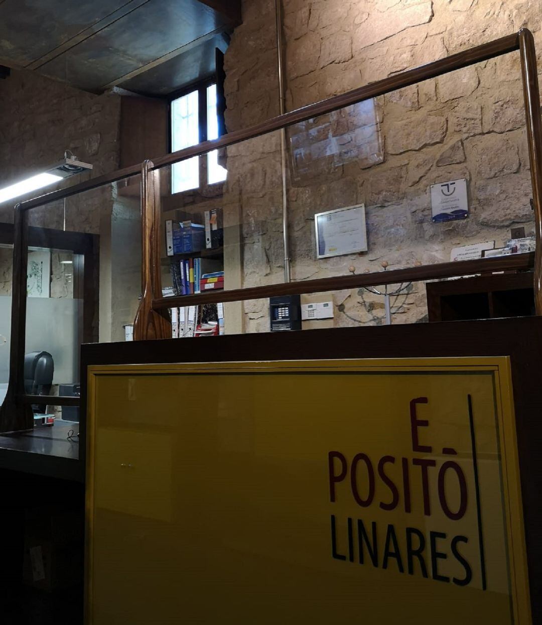 Mamparas protectoras en El Pósito Linares.