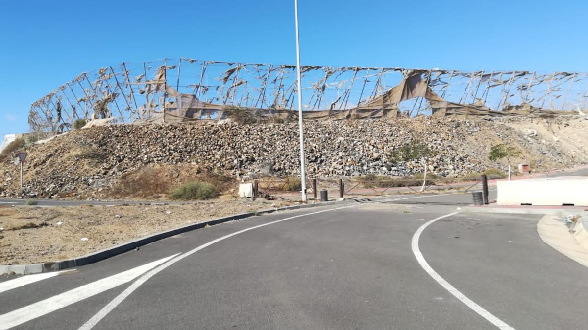 La FECAM cree necesario elaborar un inventario de los invernaderos abandonados