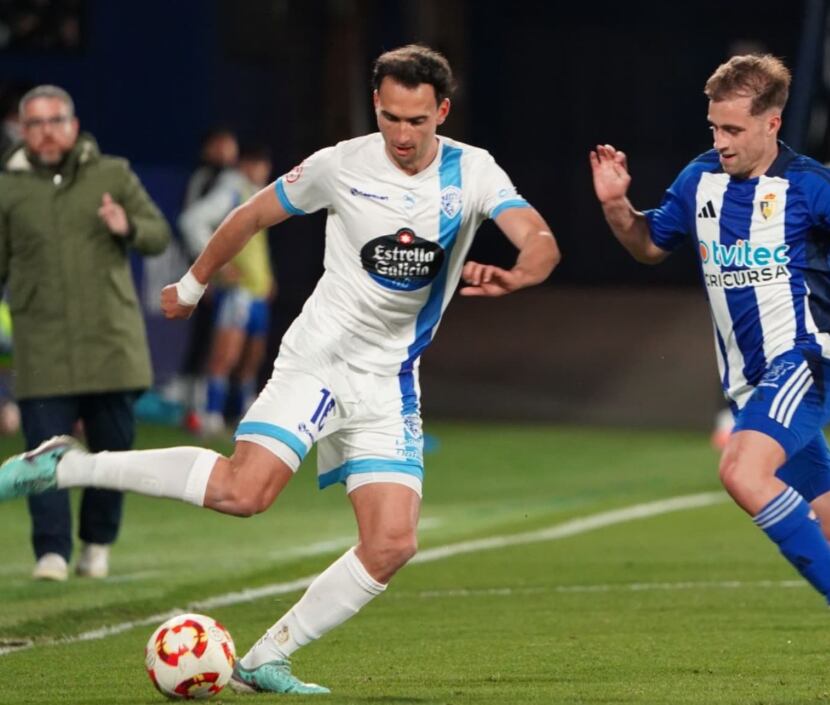 Juanma Bravo con el Ourense ante la Ponferradina.