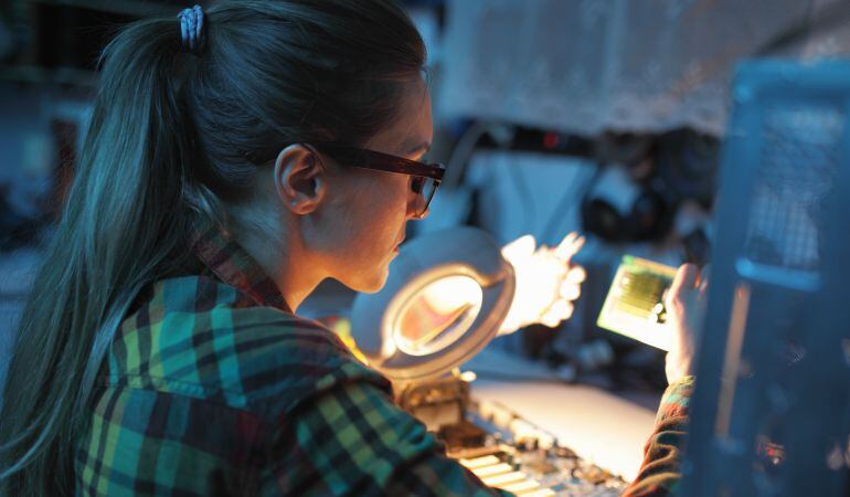 Los estereotipos en el campo de la ingeniería impiden la igualdad en el sector.