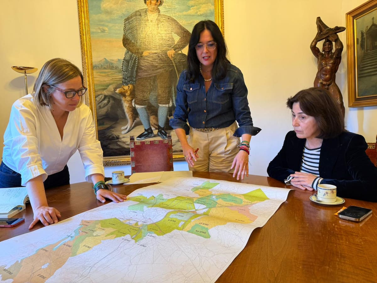 El Ayuntamiento de Huesca y CEOE-Cepyme avanzan en un convenio de colaboración para reforzar el desarrollo económico local