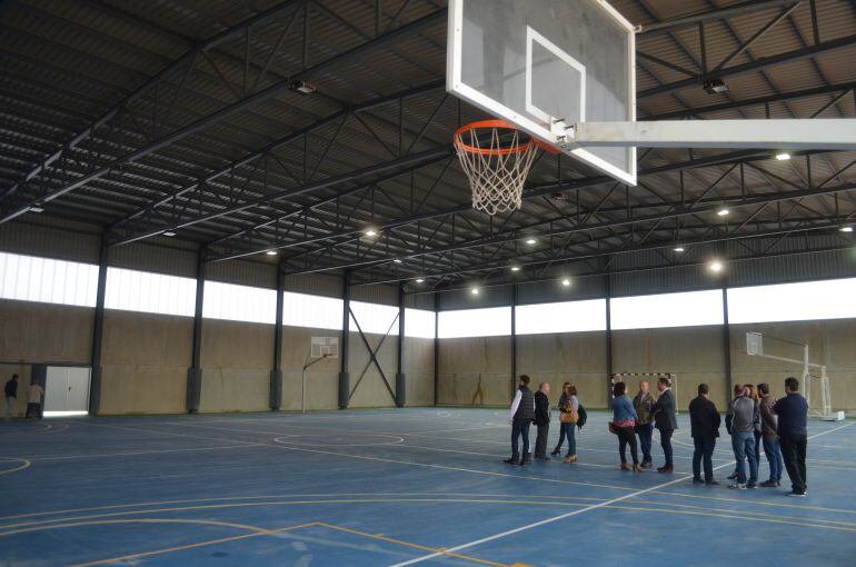 Visita de los ediles a la pista de San Jerónimo de Petrer 