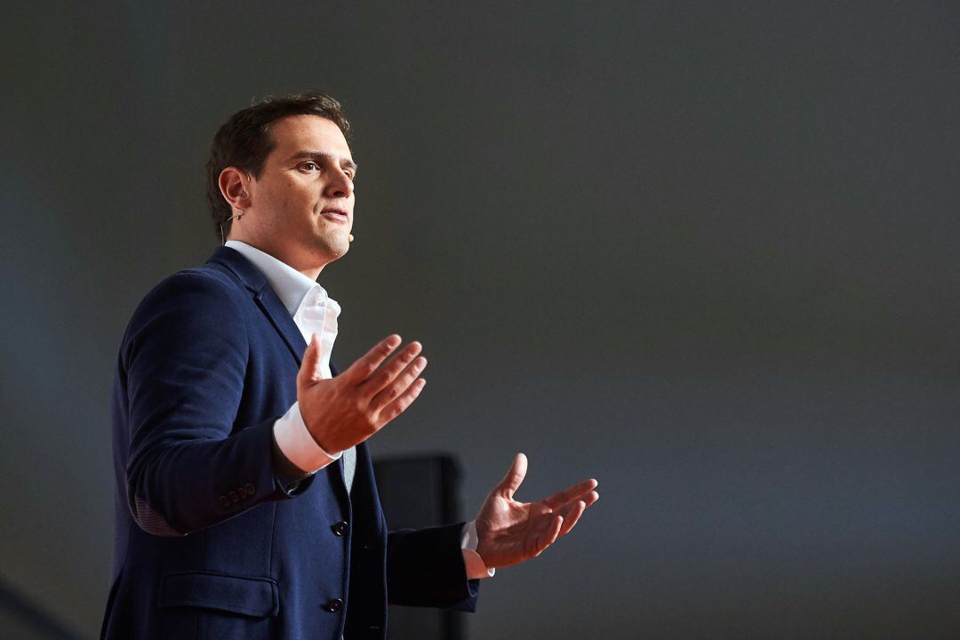 El presidente de Ciudadanos, Albert Rivera, interviene en el Campus Joven de Invierno de Ciudadanos en Pamplona (Navarra)
