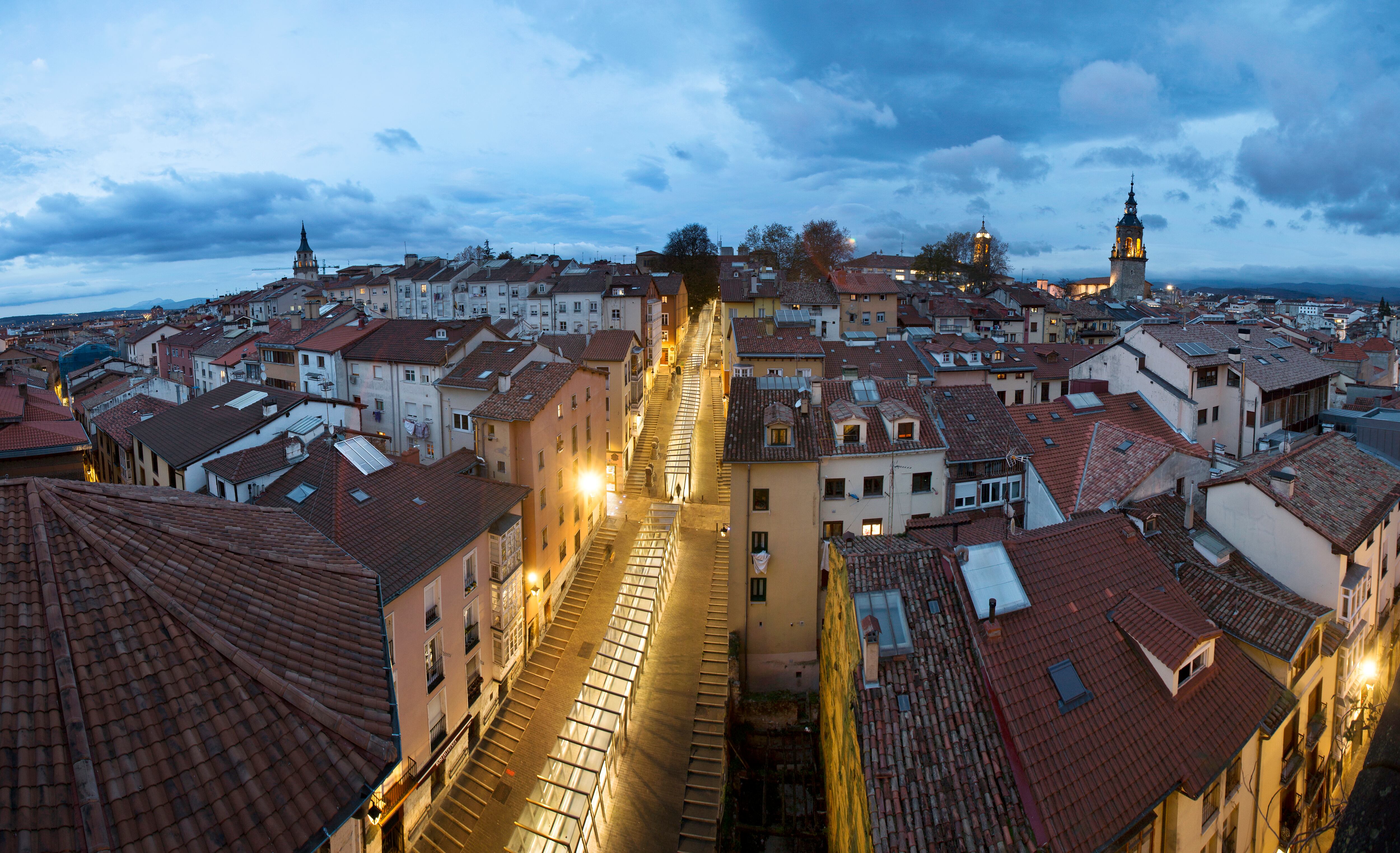 Vista aérea de la almendra medieval de Vitoria