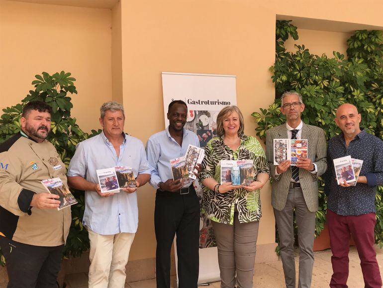 Presentación de las guías en el Convento de Santo Domingo. 