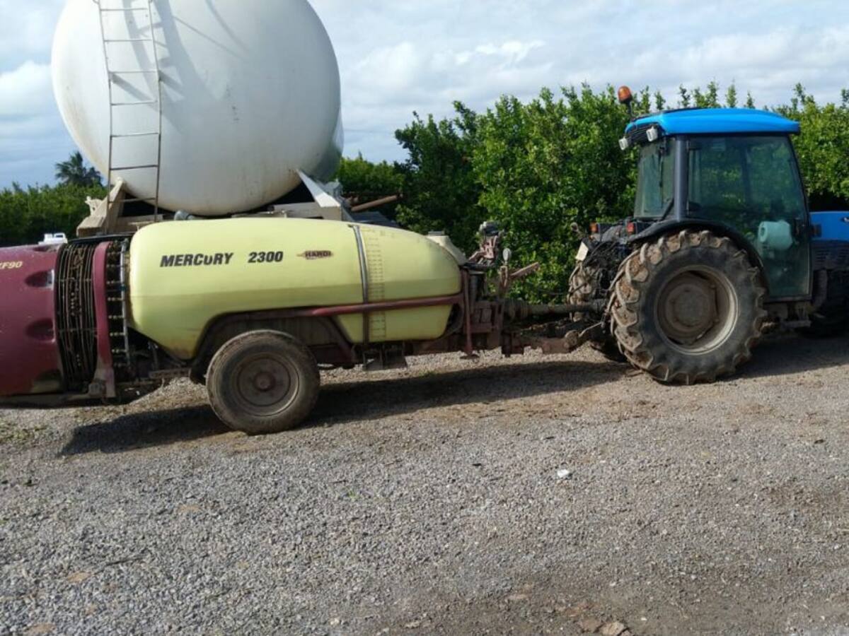 Agricultores comienzan las labores de desinfección en el Campo de Cartagena