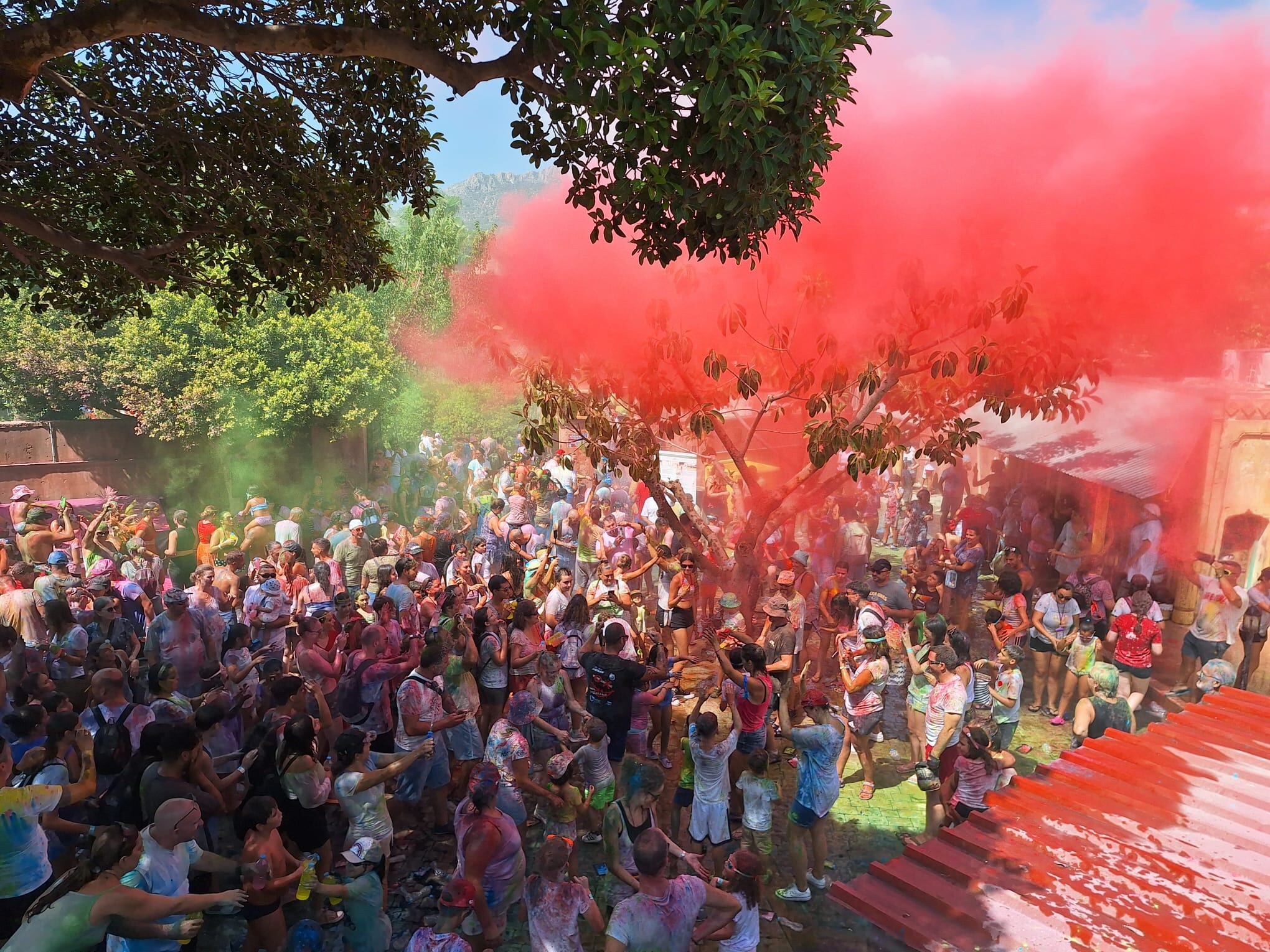 Imagen de archivo de la fiesta de la elefanta Petita en Terra Natura