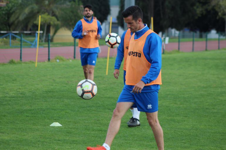 Bello durante un entrenamiento en el Anexo a Chapín