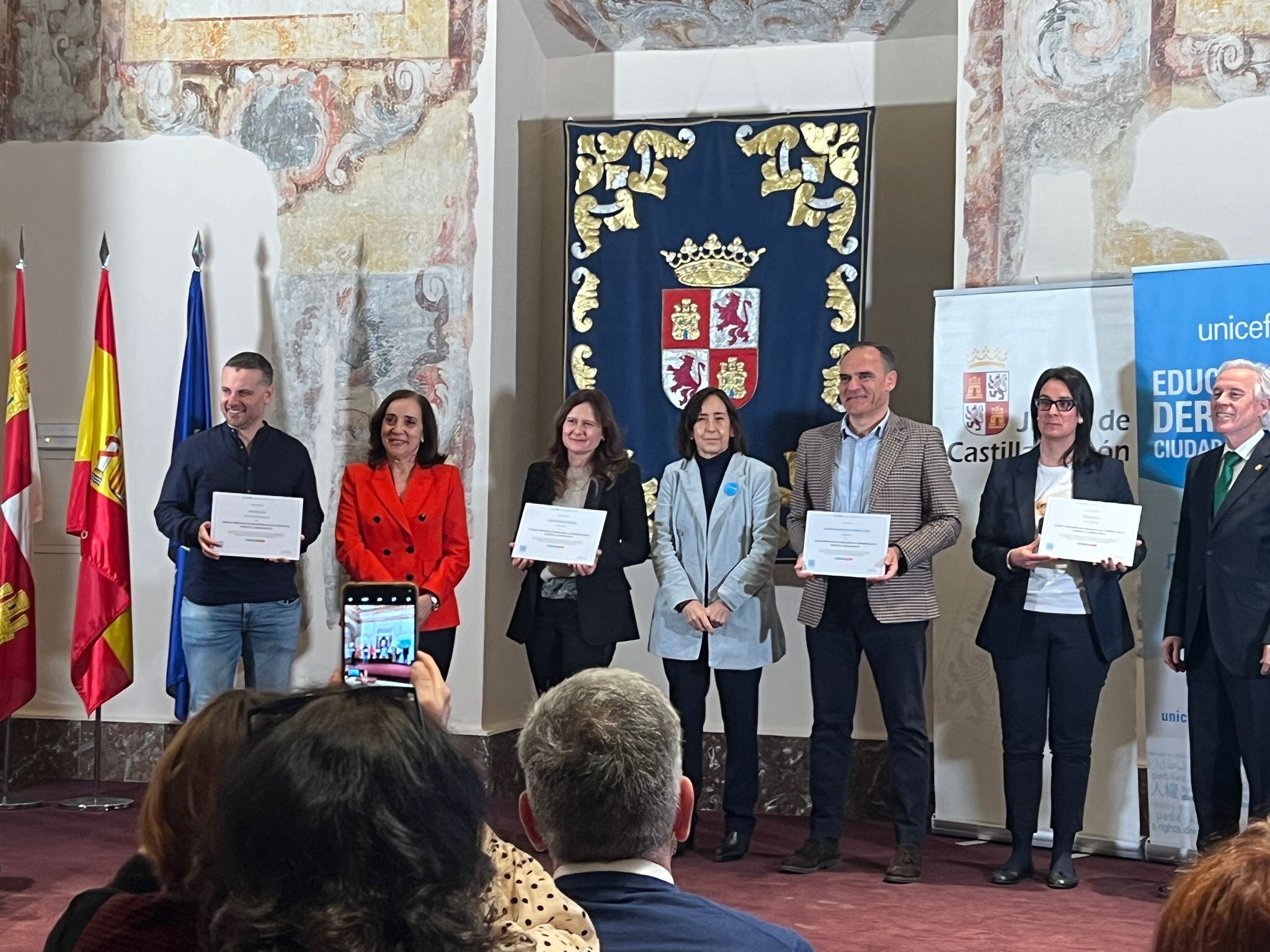 Imagen del reconocimiento a los nuevos centros que se adhieren