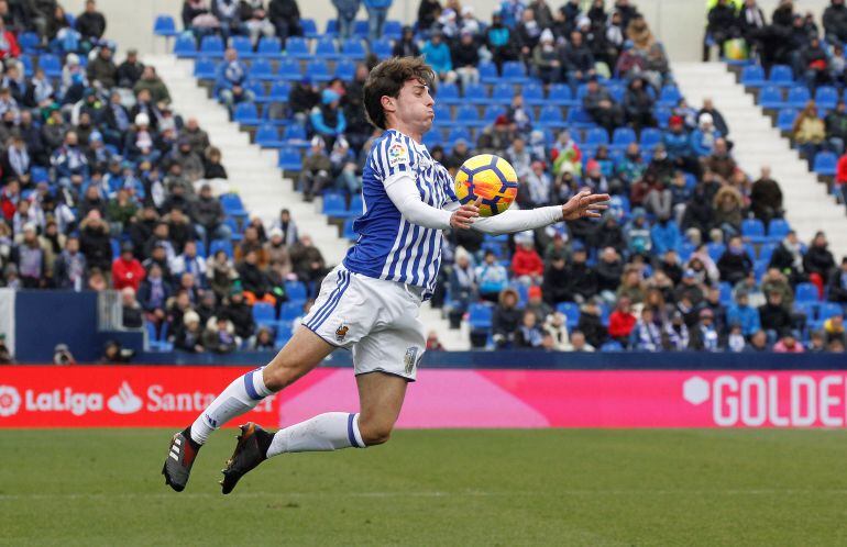 Álvaro Odriozola durante un partido de esta temporada ante el Leganés en Butarque 