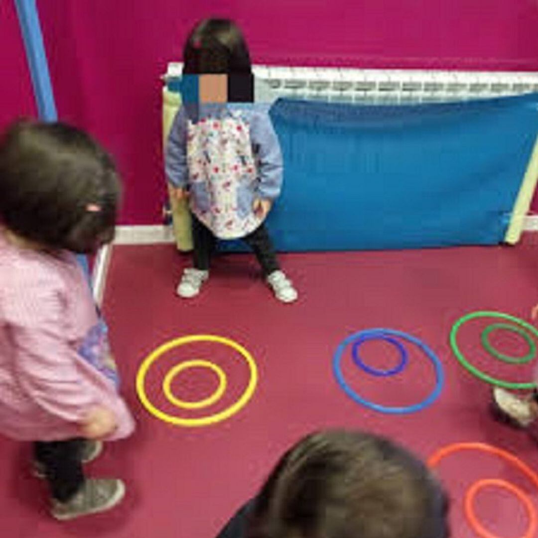 Centro de educación infantil pequeños pitufines