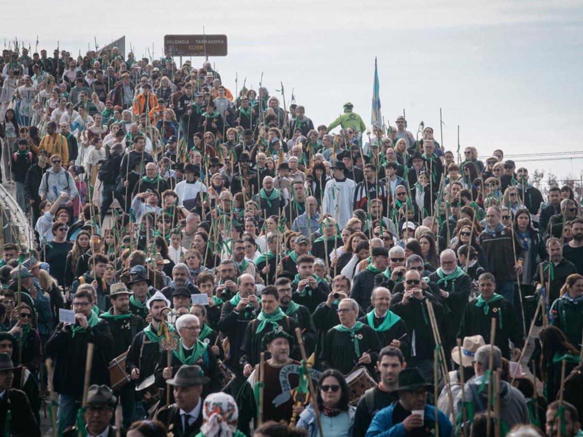 Castellón se va de Romería en un domingo de Magdalena en el que la lluvia da un respiro