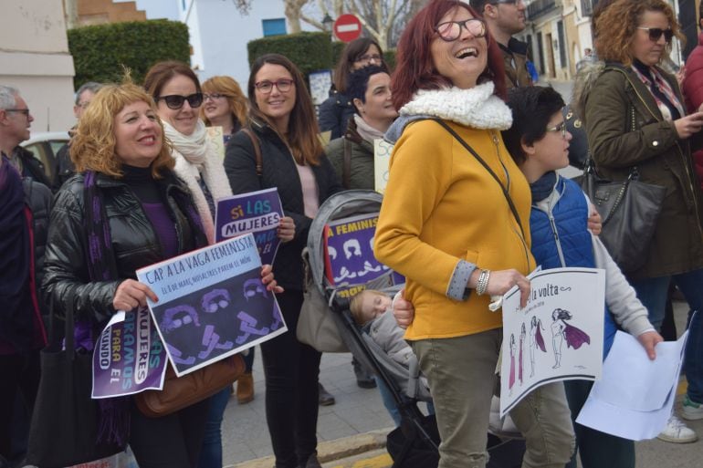 Movilización en defensa de la Igualdad. Benissa.