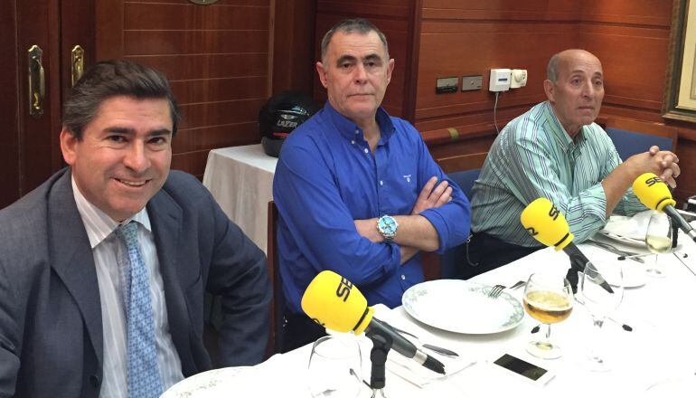 Imagen de la tertulia con Fernando Estrella, Chico Puig y Manuel García