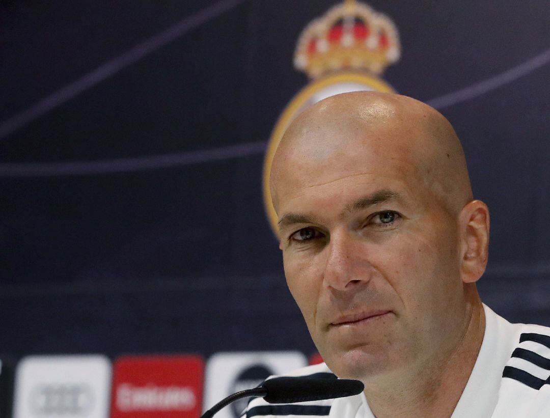 Zinedine Zidane en rueda de prensa.