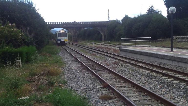 El tren FEVE en Ribadeo