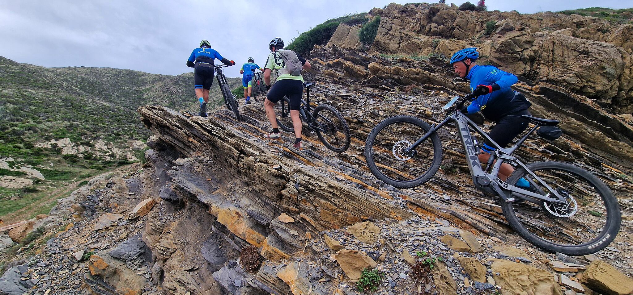 El traçat va ser molt exigent pels participants d'aquesta Volta a Menorca amb BTT.