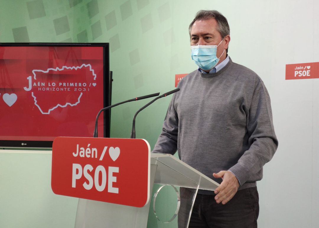 Juan Espadas, secretario general del PSOE de Andalucía, ha comparecido en rueda de prensa en la sede socialista de Jaén