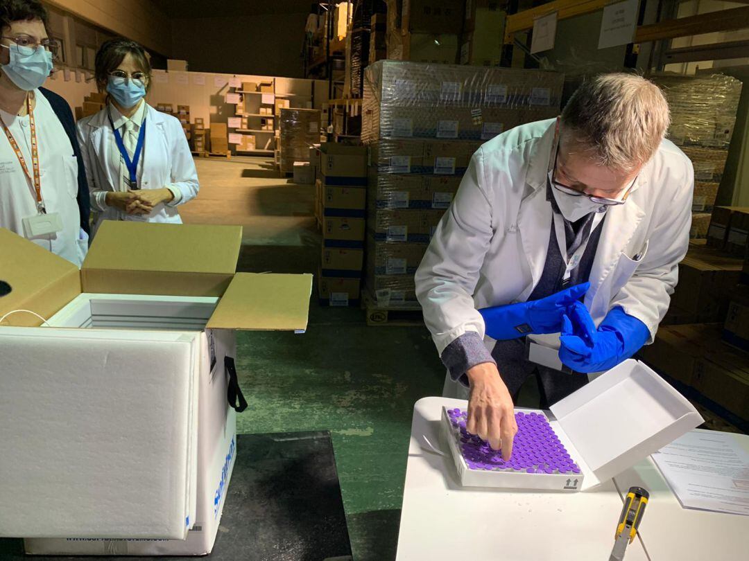 Les vacunes ja són a l'Hospital Mateu Orfila.