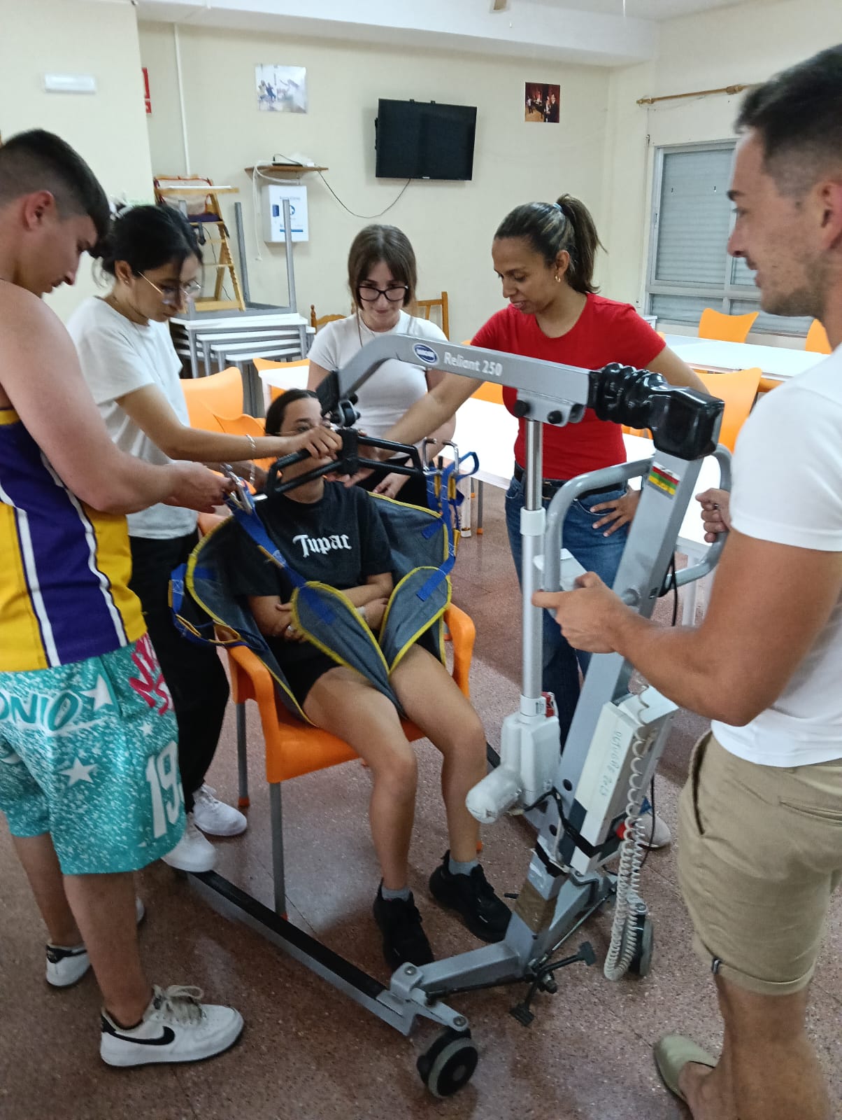 Noelia Jiménez Luna, docente en AIDEMAR en Atención Sociosanitaria a personas dependientes en el domicilio.