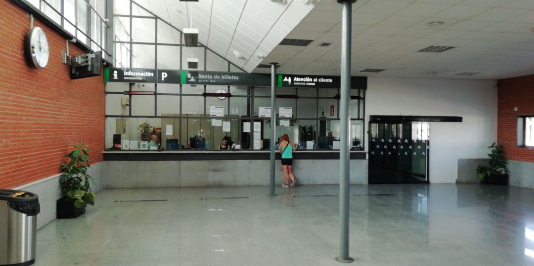 Imagen de la estación AVE Renfe de Puertollano, en el comienzo de los paros