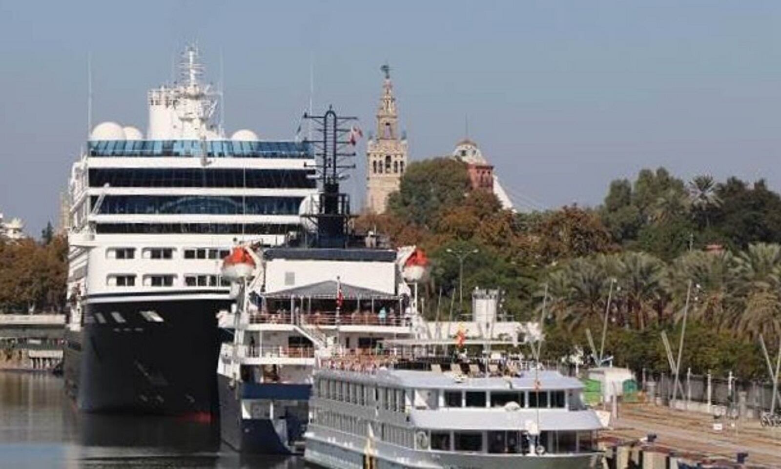 Cruceros en Sevilla/ Puerto de Sevilla