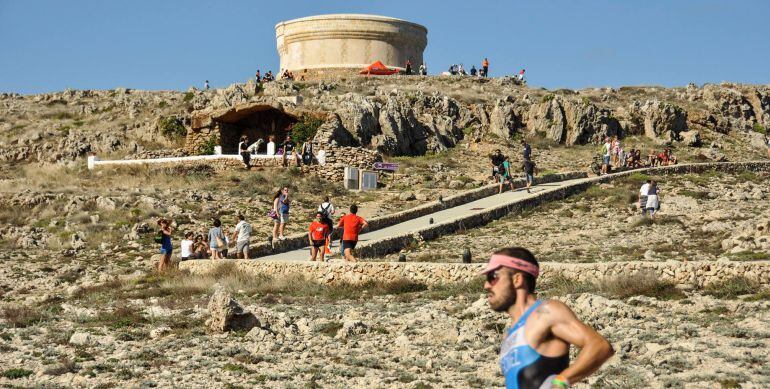 El temido ascenso a la torre en la carrera a pie