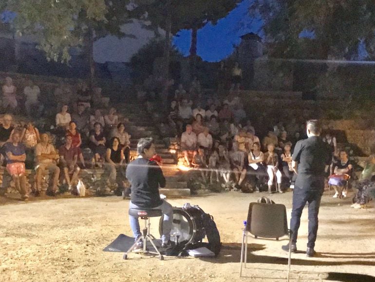 Inauguración ayer del Festival Multicultural de Castronuño con Álex y Manuel de La Bazanca