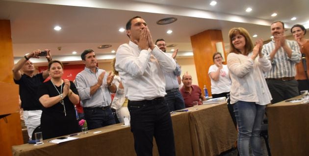 Álvaro Martínez Chana tras su elección en el Comité provincial socialista.