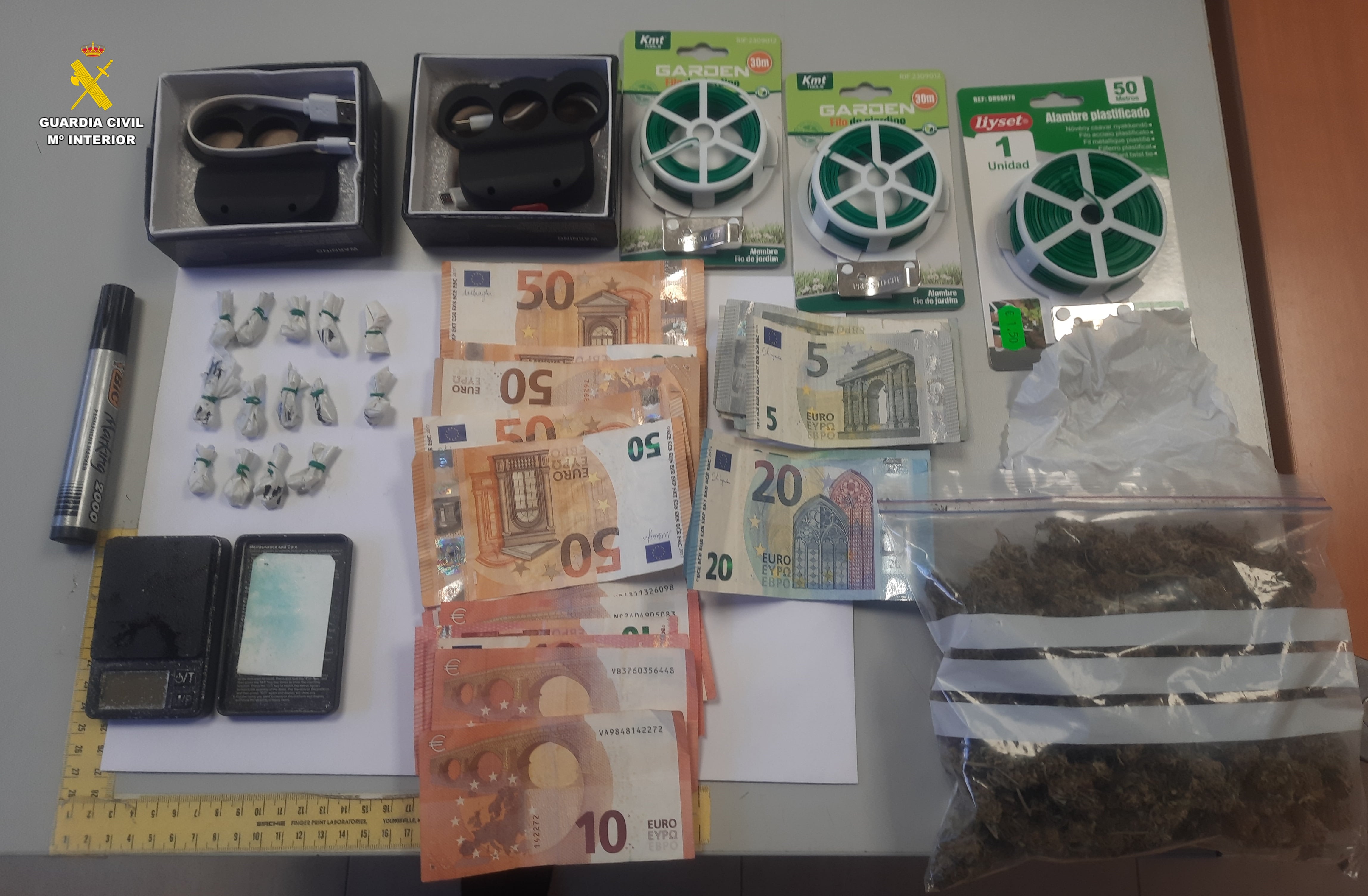 Material encontrado en Carcaixent