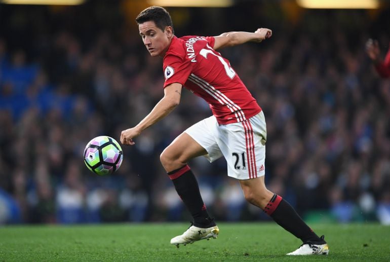 Ander Herrera, durante un partido con el Manchester United 