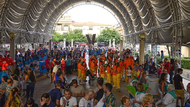 Antonia Alcázar, alcaldesa de Velilla de San Antonio, anuncia la suspensión de las fiestas