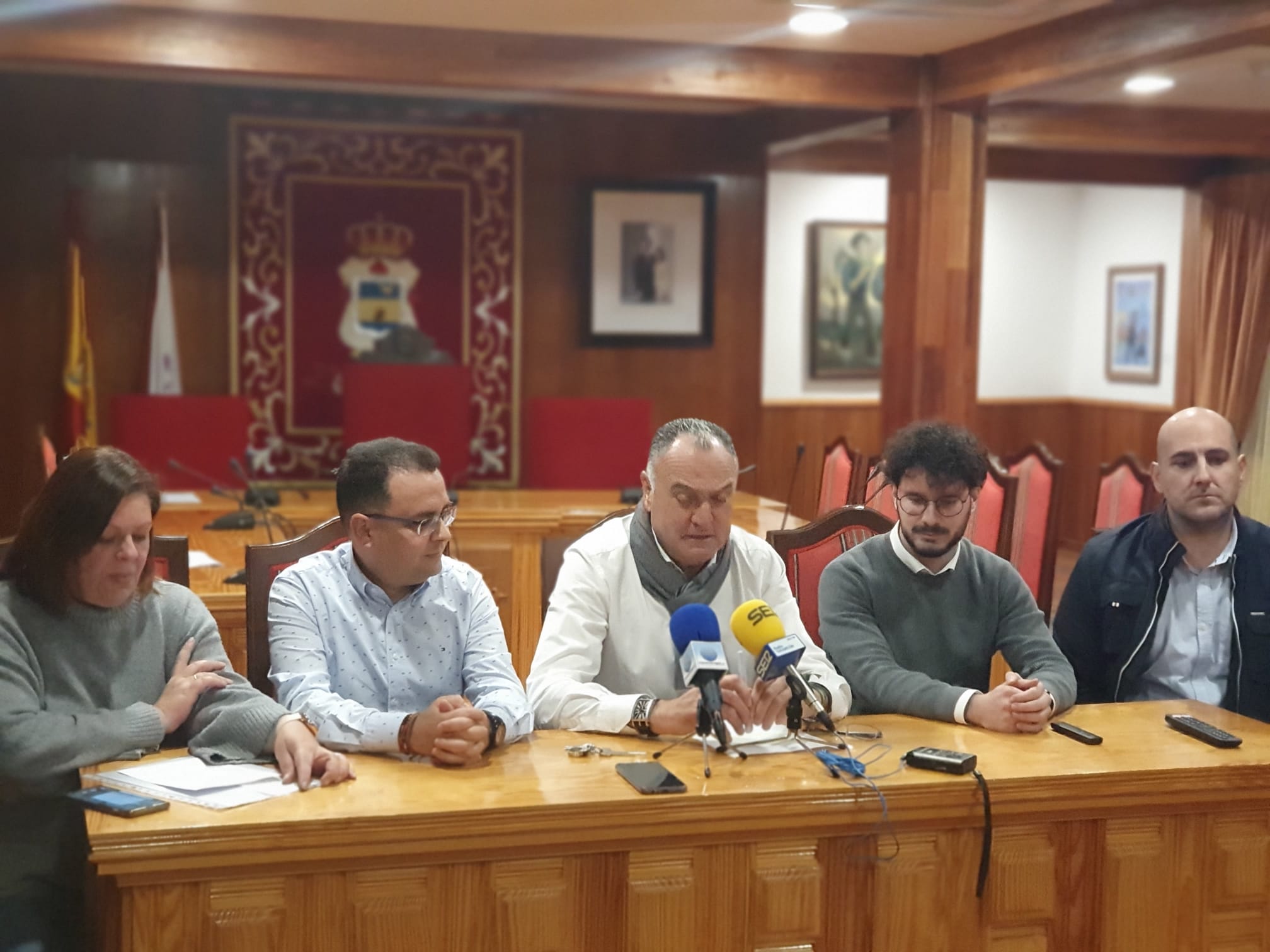 Raquel Benavente, Pedro Martínez, José Manuel López Carrizo, Martín Sánchez y Josá Manuel Casanova en la presentación del Programa EME en Tarancón (Cuenca)