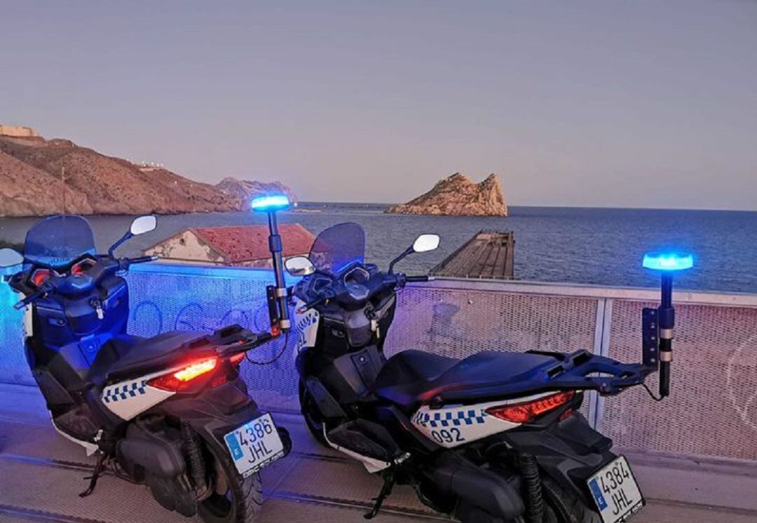 Águilas refuerza la vigilancia este fin de semana para evitar fiestas ilegales con motivo del Carnaval