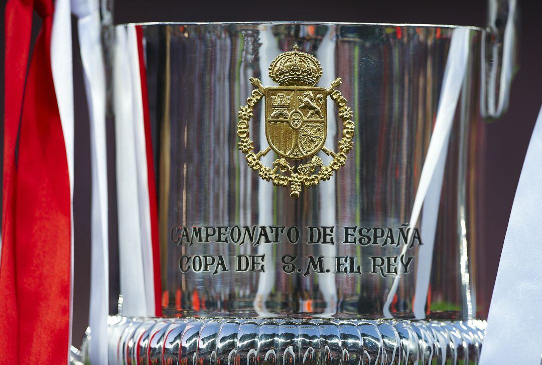 El trofeo de la Copa del Rey