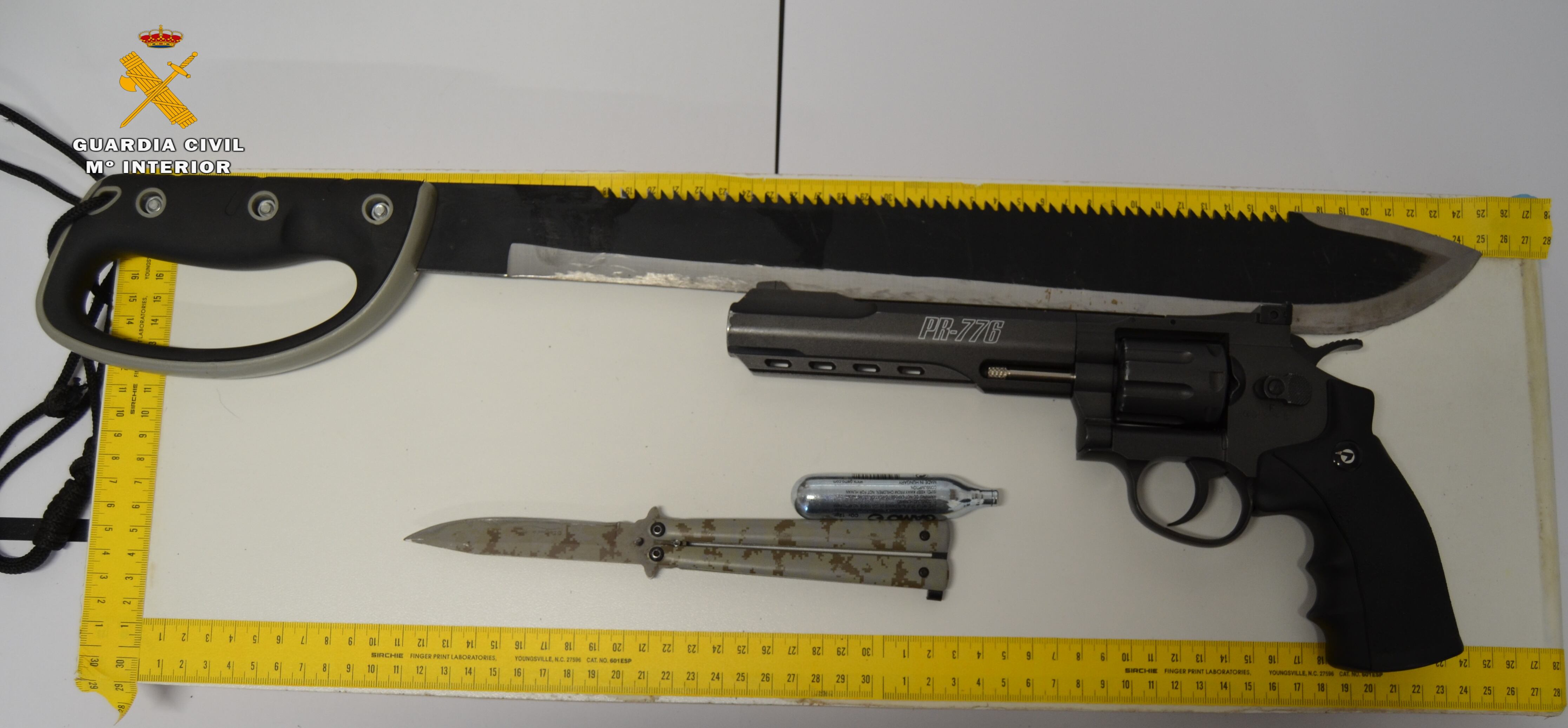 Armas requisadas al vecino de Lanaja