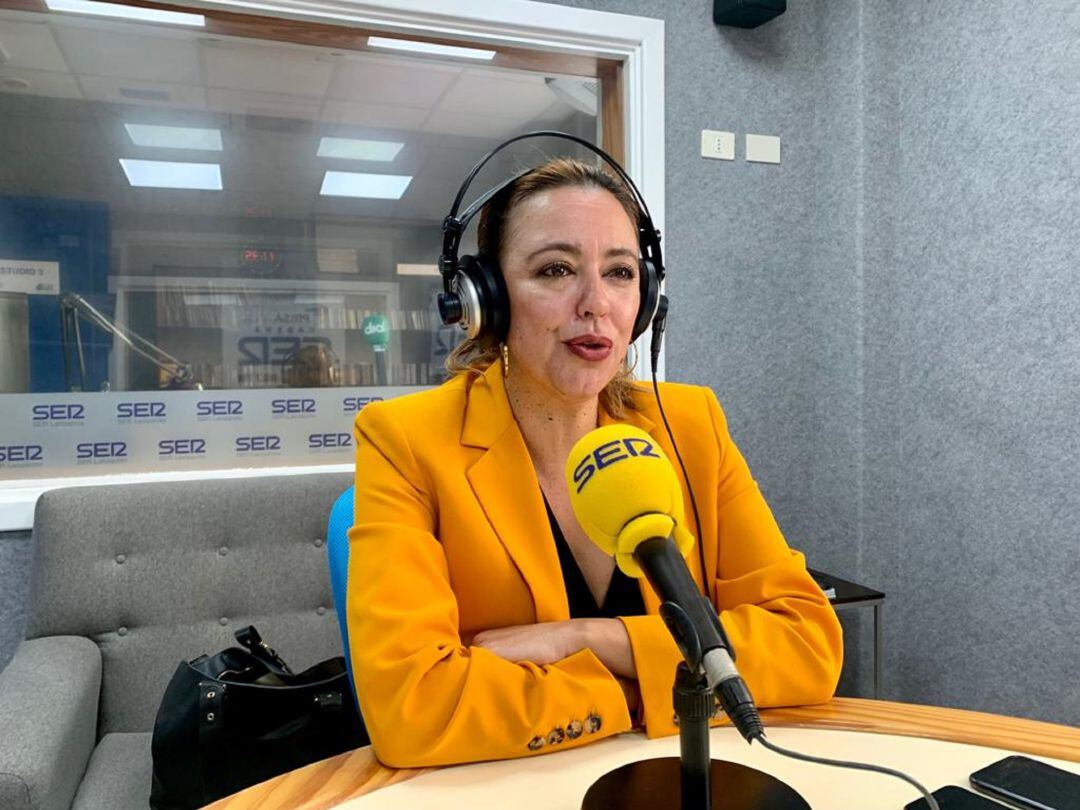 María Dolores Corujo, presidenta del Cabildo de Lanzarote y La Graciosa en los estudios de SER Lanzarote.