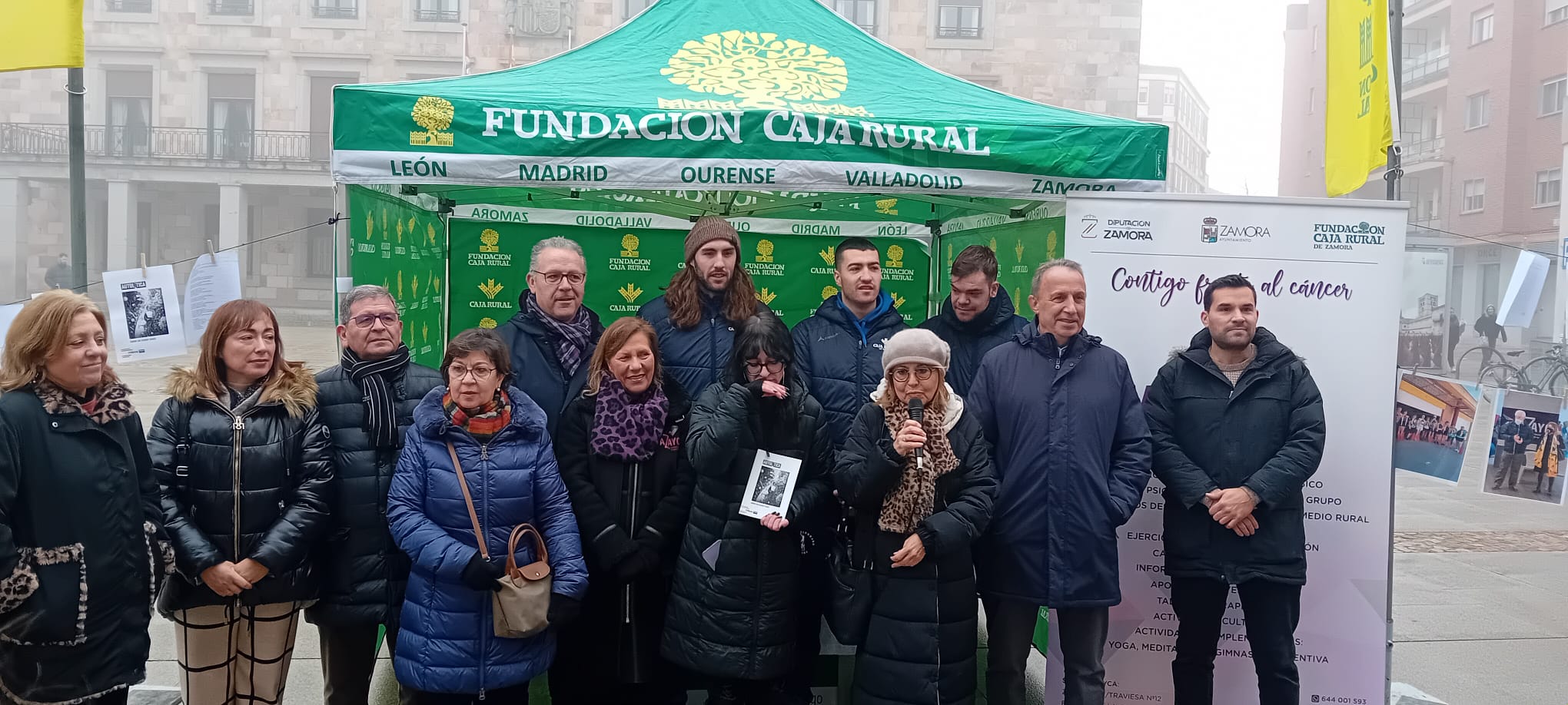 Acto de la Asociación Azayca en el Dia Mundial Contra el Cáncer